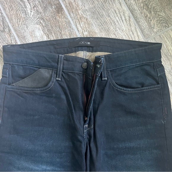 Joe’s Jeans Brixton Denim, Dark Wash with Patent Leather Pocket Detail, Men W33 - Picture 3 of 8